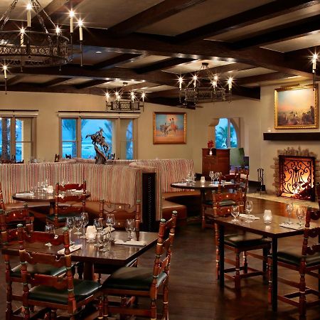 The Inn At Indian Village Екстериор снимка Interior of the restaurant