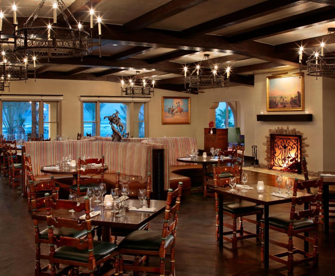 The Inn At Indian Village Екстериор снимка Interior of the restaurant
